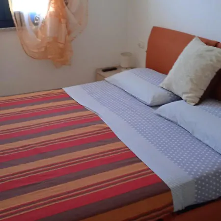 Apartment Isola Rossa *